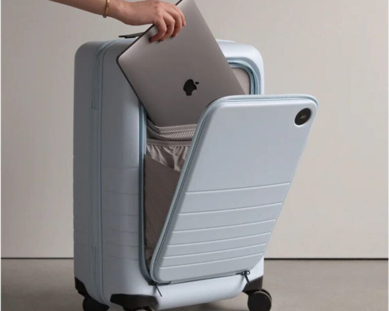 Discover 15 Best Luggage for International Travel in 2023