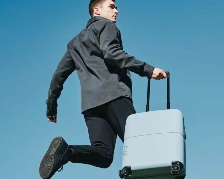 Top 16 Lightest Carryon Luggage Under 6lbs! (UPDATED) Travelccessories