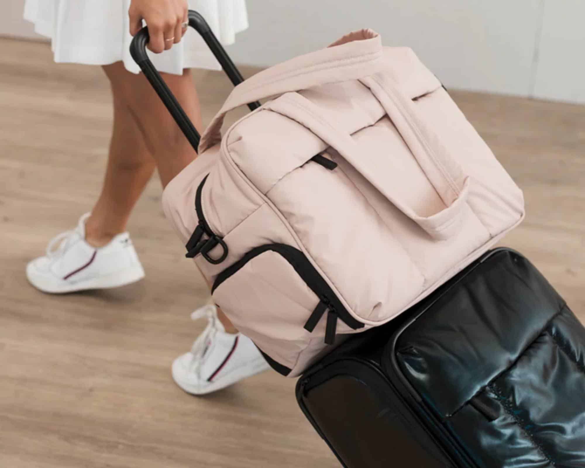 Top 16 Lightest Carryon Luggage Under 6lbs! (UPDATED) Travelccessories