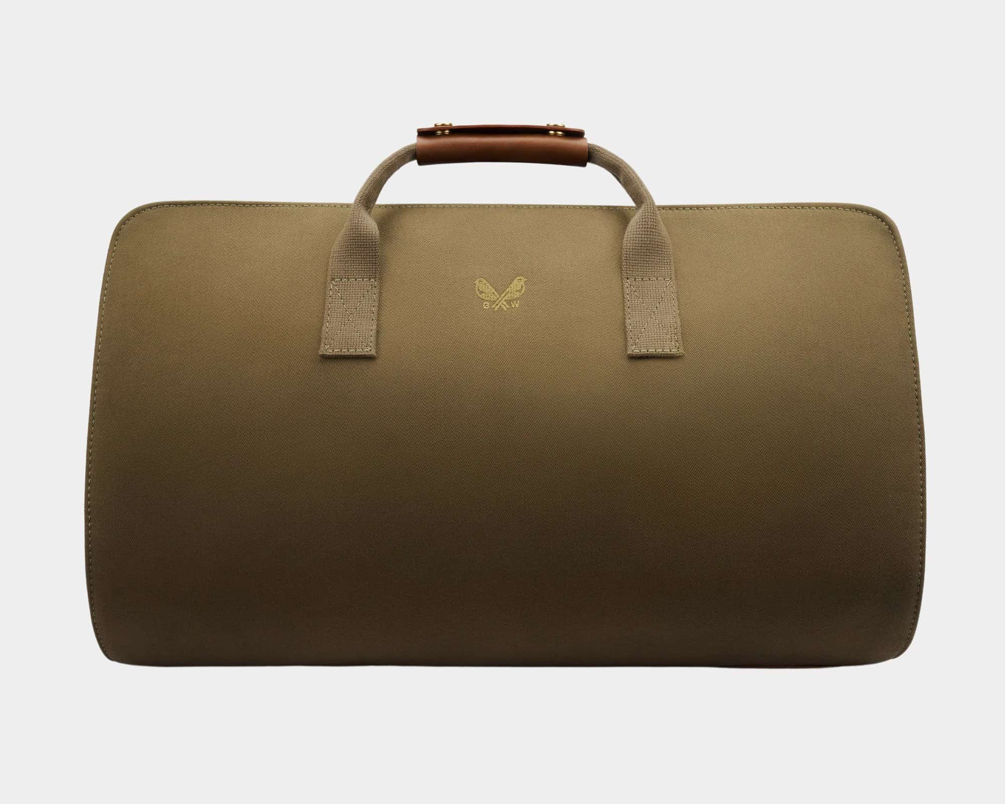 15 Best Carryon Luggage for Suits to Keep Your Attire Free of Wrinkles