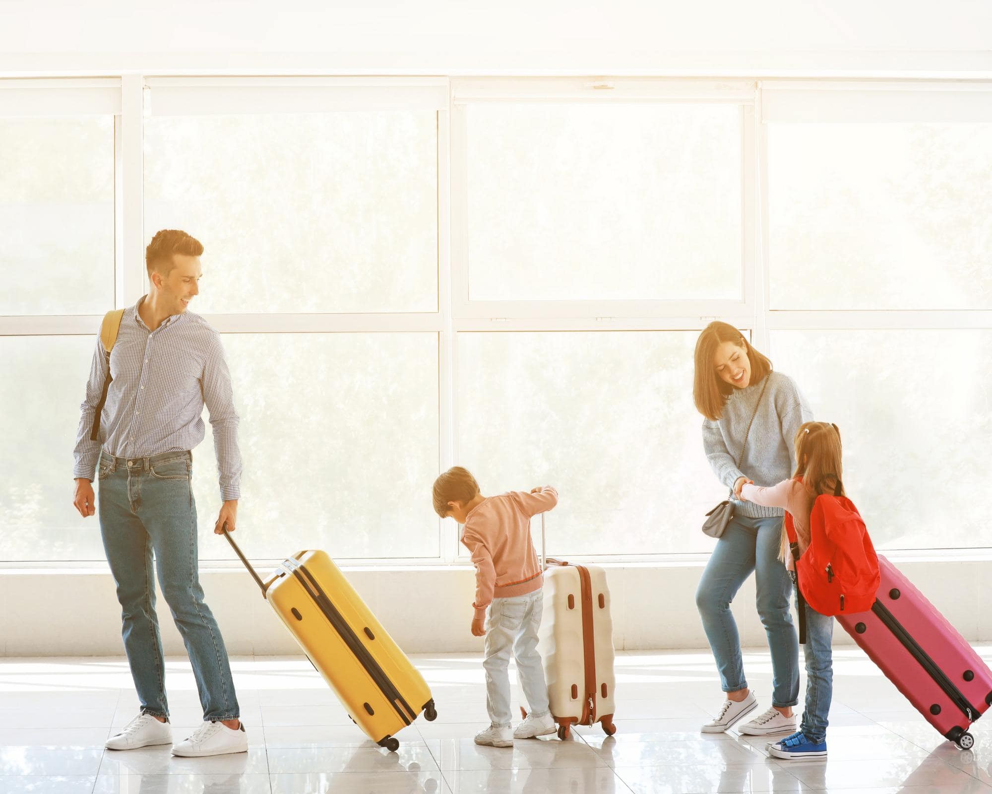 Is Samsonite Better Than Rimowa? 5 Things You Should Know