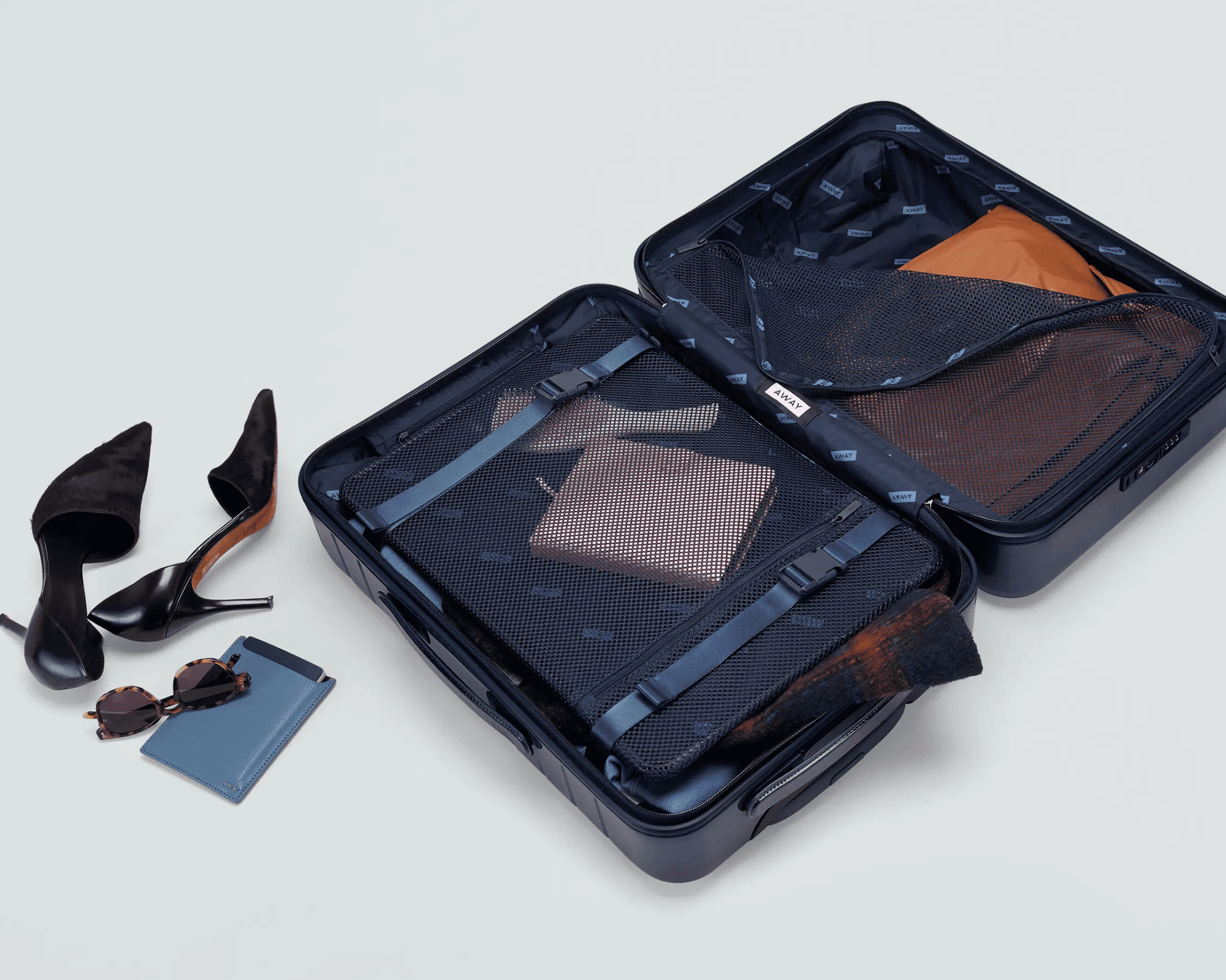 Discover The 15 Best Carryon Bags For Moms That Are Stylish And